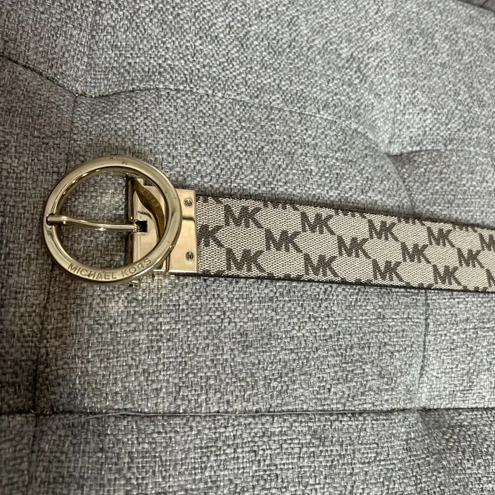 Michael Kors Logo Belt Round Gold Buckle